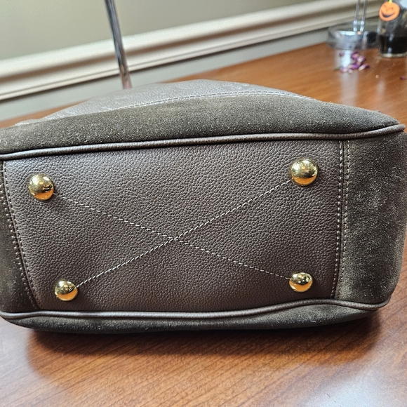 Auth Louis Vuitton Brown Audacieuse Empreinte Suede Leather MM - Picture 6 of 13